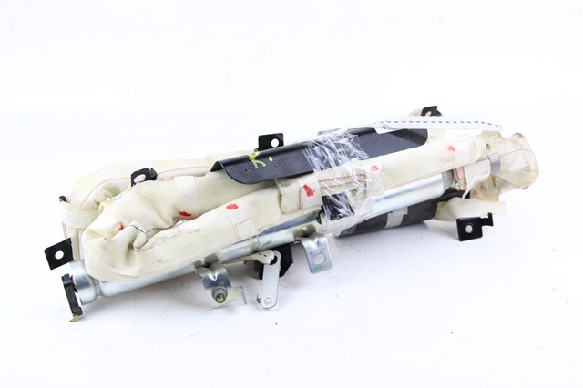 MITSUBISHI MR962054 Шторка боковая, правая в наличии Чернигов