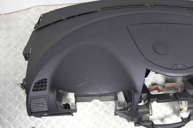 MITSUBISHI MR962285YA в наличии Ирпень