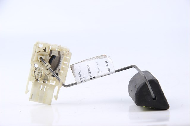 MR970892 Датчик уровня топлива в баке купить Винница