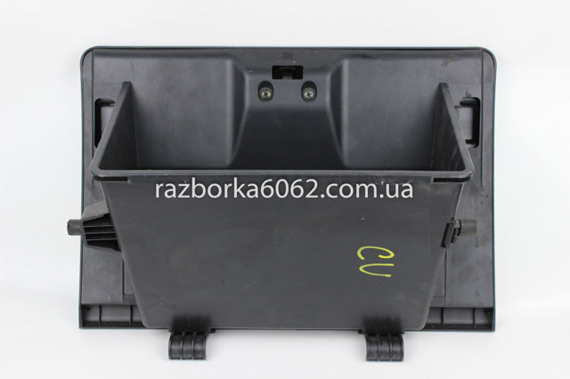Бардачок MR975109HA MITSUBISHI