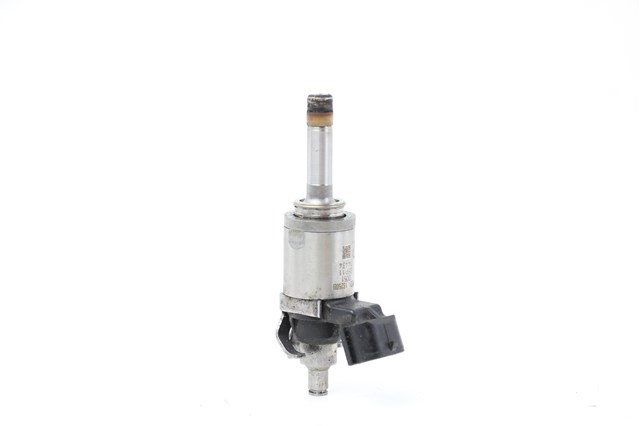 Клапанная форсунка PE0113250B MAZDA