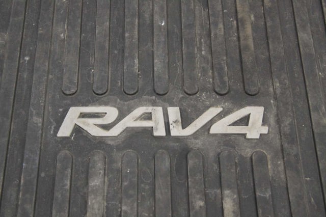 PT90842135 Toyota