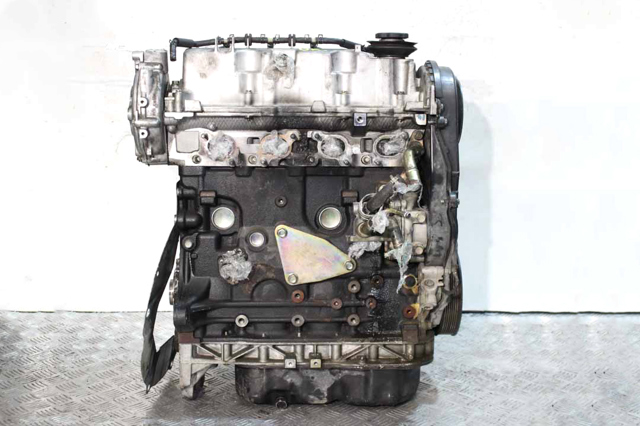 Двигатель без навесного оборудования с тнвд 2.0 tdi RF5C02300