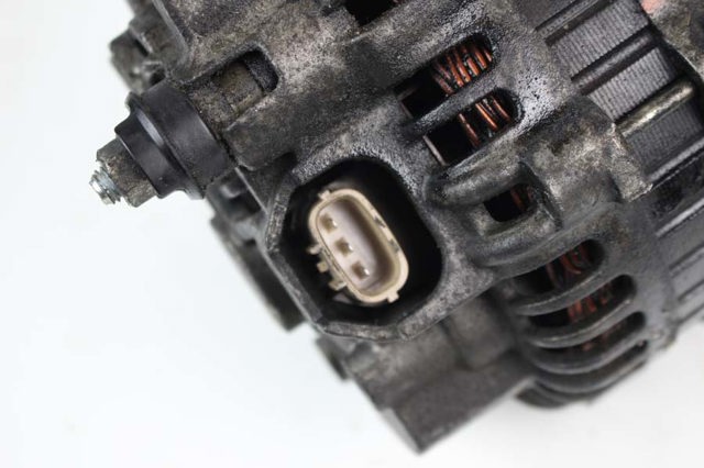 RF8G18300 MAZDA Генератор купить в Львов