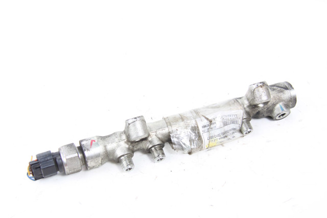 SH0113GC0 MAZDA Распределитель топлива (рампа) купить в Черкассы