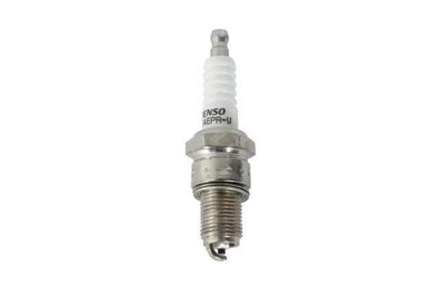 Свечи зажигания W24EPRU DENSO