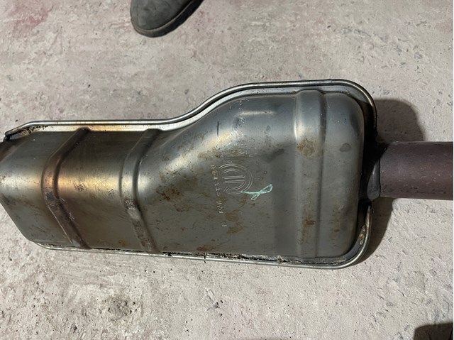 CHRYSLER 68303206AA Центральная часть глушителя в наличии Житомир