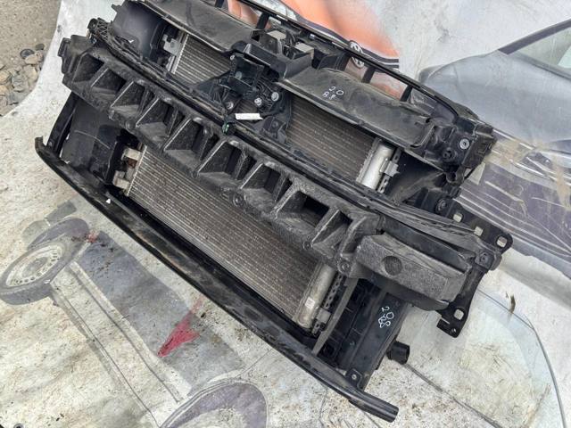 3G0805588N Рамка радиатора купить Запорожье