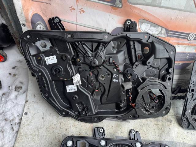 7P6837755C VAG Стеклоподъемник передней левой двери купить в Сумы