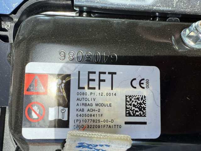Эйрбэг защиты коленей нижняя 107782500D TESLA