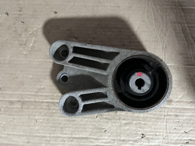 Задняя опора двигателя 217A0GI000 HYUNDAI