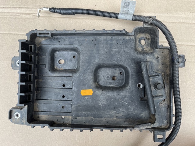 Подставка аккумулятора (АКБ) 37150GI000 HYUNDAI
