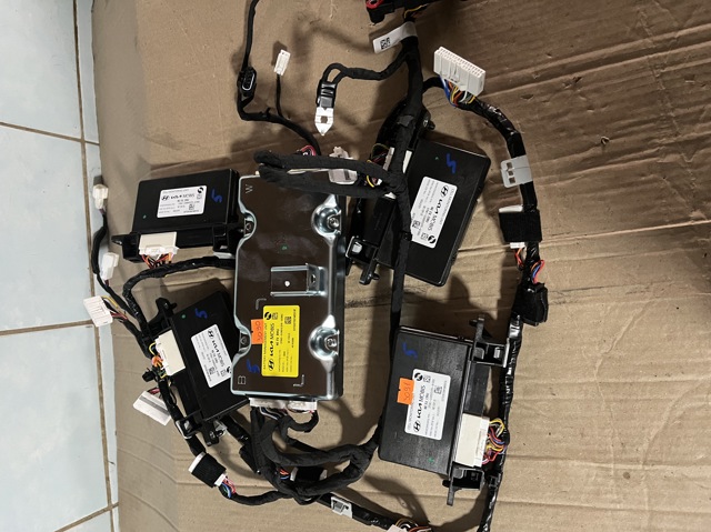 375A0GI350 HYUNDAI купить в Николаев