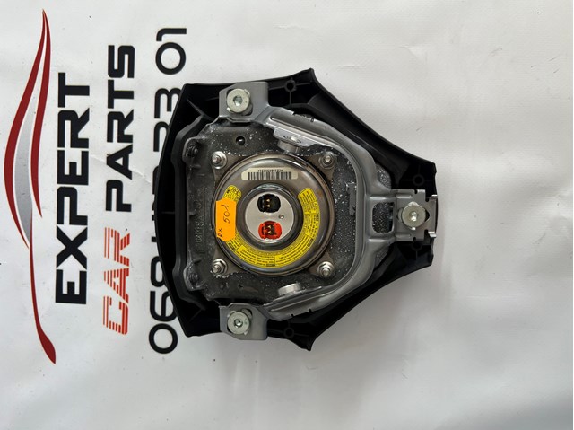4513048110E0 Подушка безопасности (AIRBAG) водительская купить Ужгород
