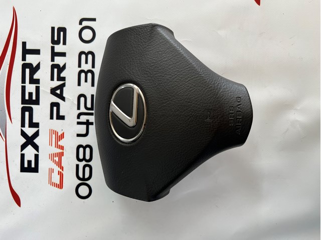Подушка AIRBAG водительская 4513048110E0 TOYOTA