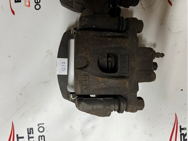 Суппорт тормозной левый задний 4785048050 TOYOTA