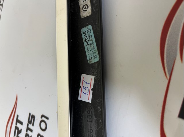 VAG 4G0853284 Молдинг опускного стекла двери передней правой в наличии Ужгород
