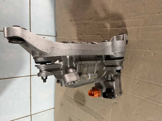 HYUNDAI 977E1CV200 в наличии Чернигов