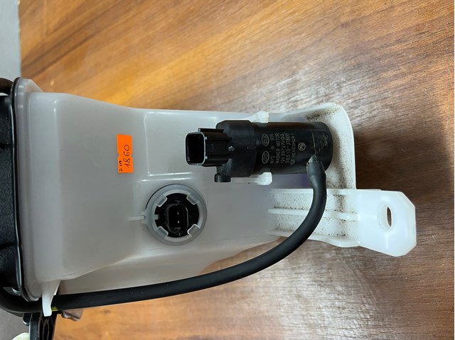 98610GI000 HYUNDAI Бачок омывателя стекла купить в Чернигов