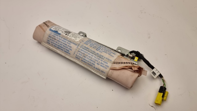 Подушка безопасности AIRBAG спинки сиденья, правого 5G0880442 VAG