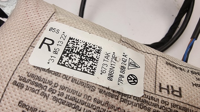 7P0880242A VAG Подушка безопасности (AIRBAG) спинки сиденья правого купить в Сумы