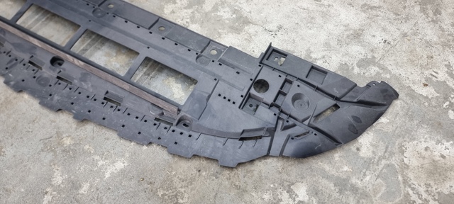 A1778851306 MERCEDES купить в Ужгород