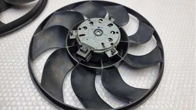 EJ738C607AF FORD Диффузор радиатора охлаждения, в сборе с мотором и крыльчаткой купить в Черновцы