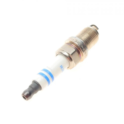 0242240653 BOSCH Свечи зажигания купить в Ужгород