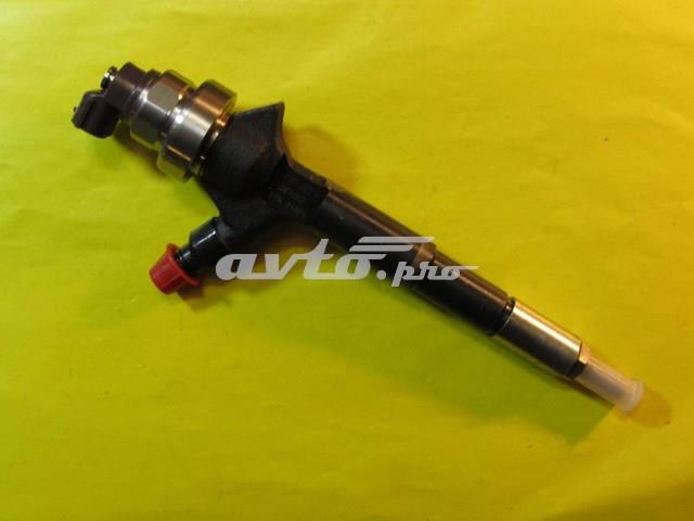 Форсунка дизельная в сборе 5821102 OPEL