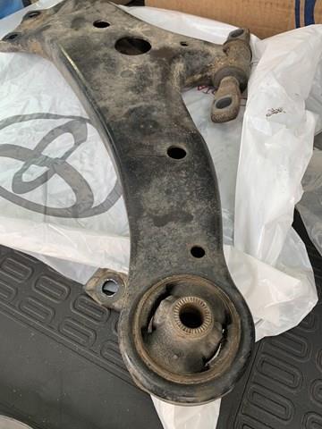 4806948041 TOYOTA Рычаг передней подвески левый купить в Кривой Рог