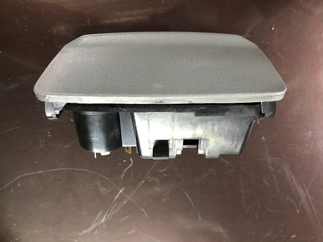 Пепельница центральной консоли 1U0857962 VAG