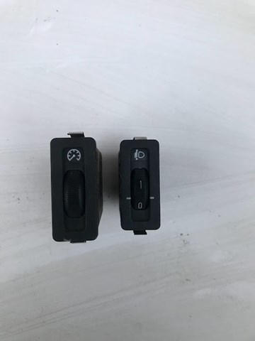 Кнопка (регулятор) корректора фар 61318360883 BMW