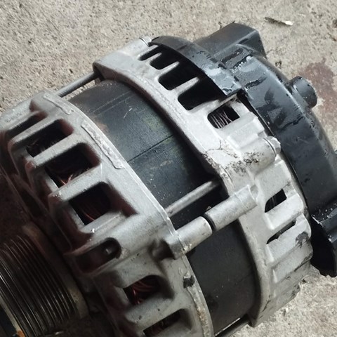Генератор 231002513R RENAULT