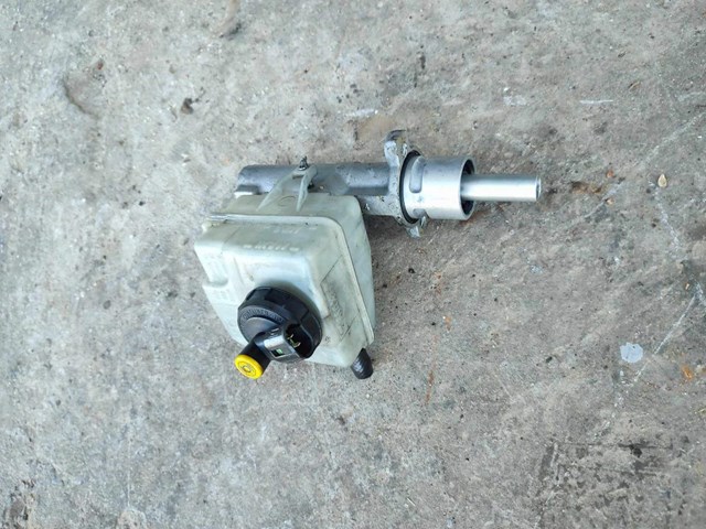 RENAULT 25175879 Главный тормозной цилиндр в наличии Украина