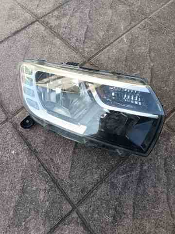 Вставка фары правой 260103529R RENAULT