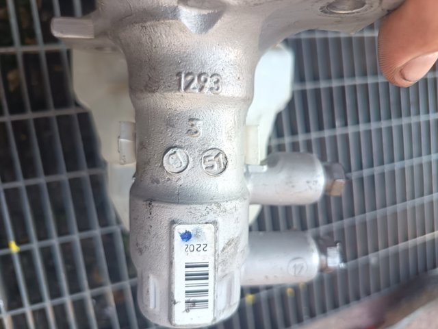 LAND ROVER 32669621 в наличии Львов