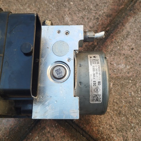 RENAULT 476600078R Блок управления АБС (ABS) гидравлический в наличии Киев