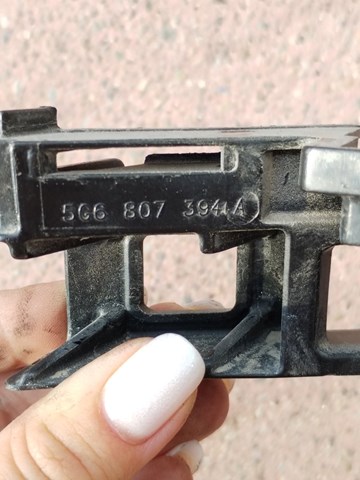 5G6807394A VAG Кронштейн бампера заднего правый купить в Украина