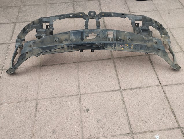 625006894R Рамка радиатора купить Кривой Рог