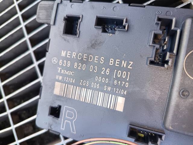 MERCEDES 6398200326 Блок комфорта передней двери в наличии Ужгород