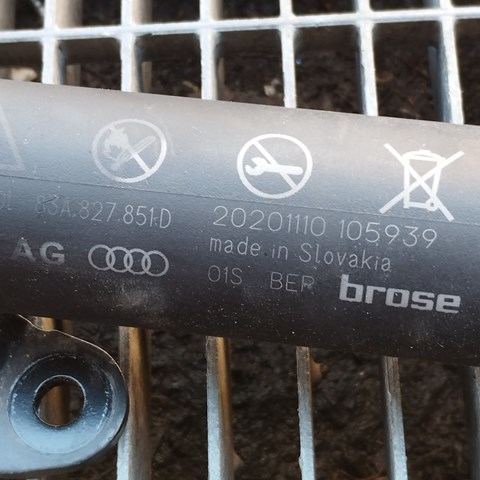VAG 83A827851D Амортизатор багажника в наличии Ирпень