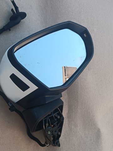 Наружное зеркало правое 83B857410E9B9 VAG