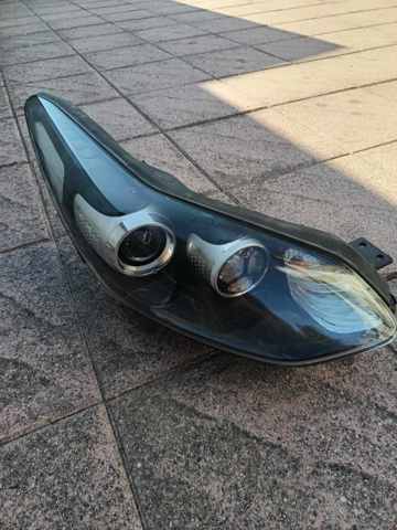 Фара передняя правая 92102F1010 HYUNDAI