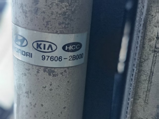 976062B000 HYUNDAI Радиатор кондиционера купить в Ирпень
