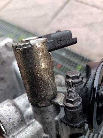 9815631580 PEUGEOT Клапан фазорегулятора купить в Кривой Рог