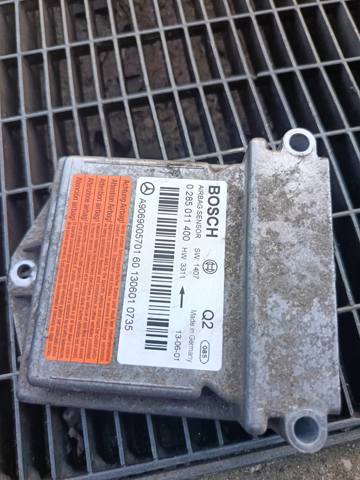 Блок управления airbag A9069005701 MERCEDES