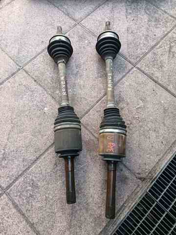 Полуось задняя, правая LR047288 LAND ROVER