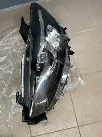 MAZDA KA1F51041C Левая фара в наличии Кривой Рог