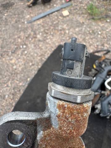 BOSCH 0281006158 Датчик давления топлива в наличии Винница