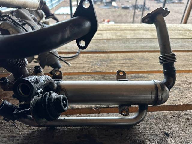 Радиатор системы EGR рециркуляции выхлопных газов 03G131512S VAG